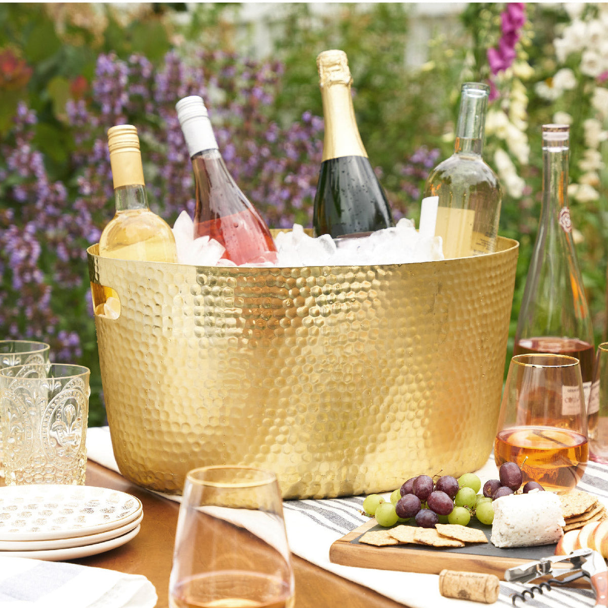 Beverage Tubs True Brands