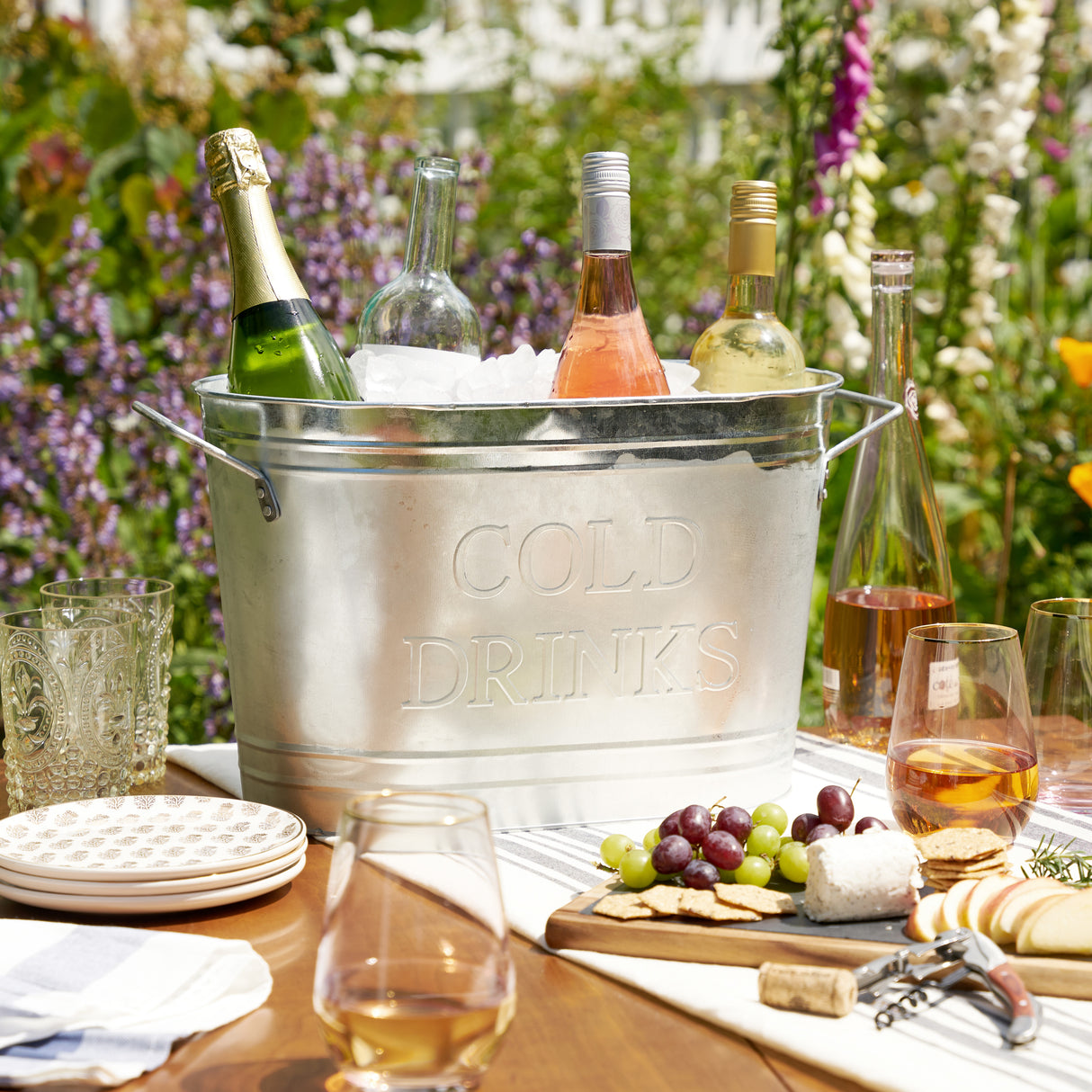 Cold Drinks Galvanized Metal Beverage Tub