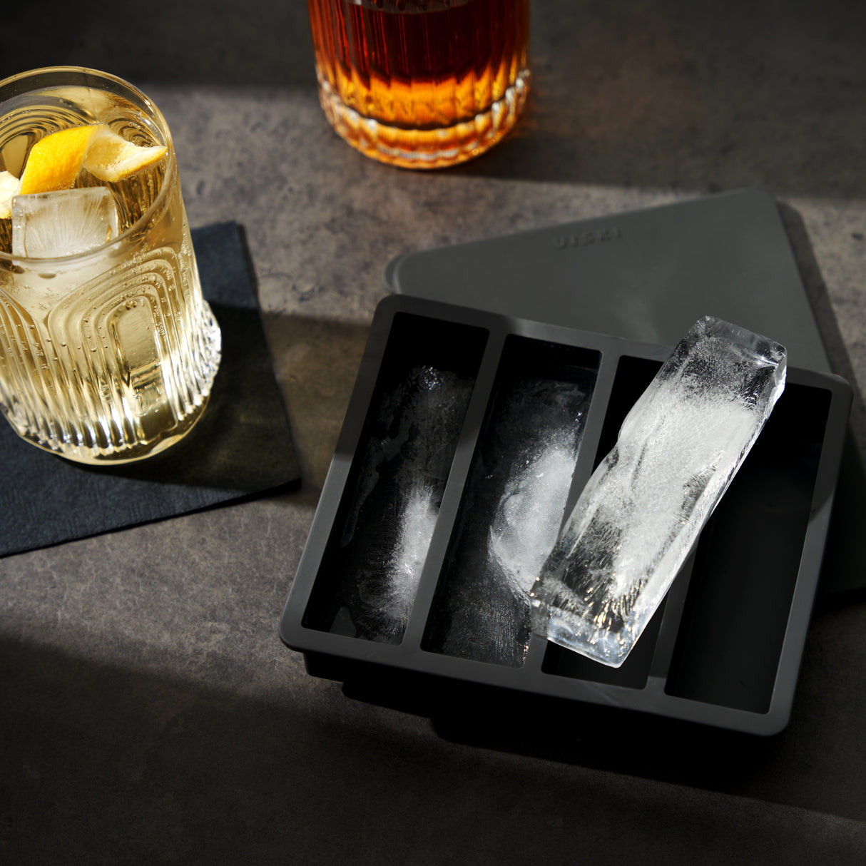 Glacier Highball Ice Cube Tray with Lid in Grey