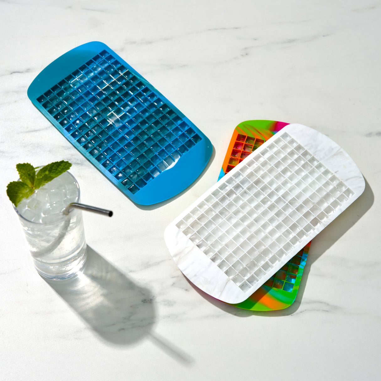 Mini Ice Cube Tray in Gray Marble