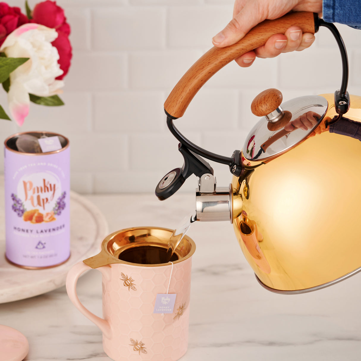 Hadley Tea Kettle in Gold