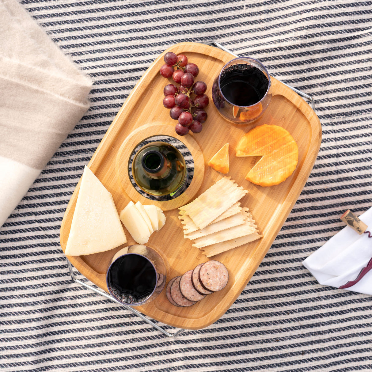 Dash Wine Picnic Table