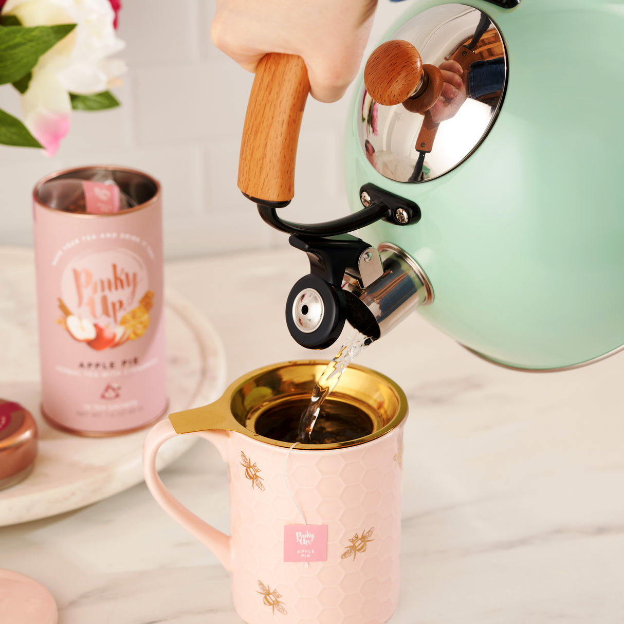 Hadley Tea Kettle in Pistachio