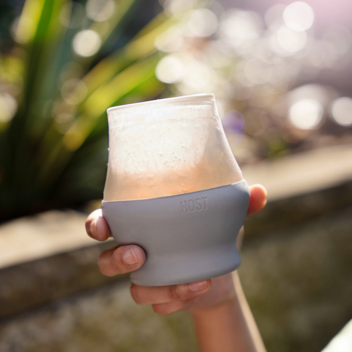 Glass FREEZE Sipping Cooling Cup in Gray, Set of 2