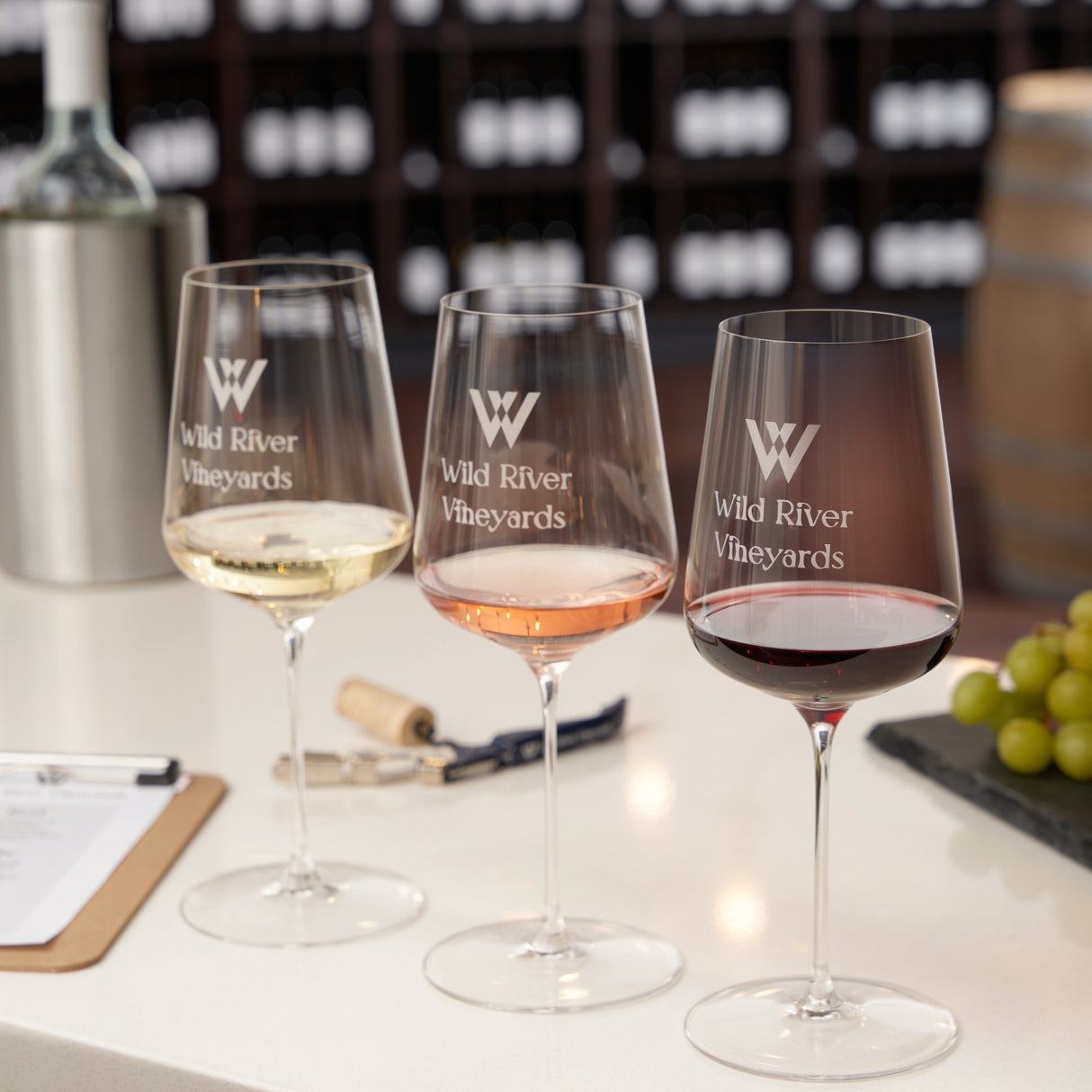 Definition Universal Wine Glass, Set of 2