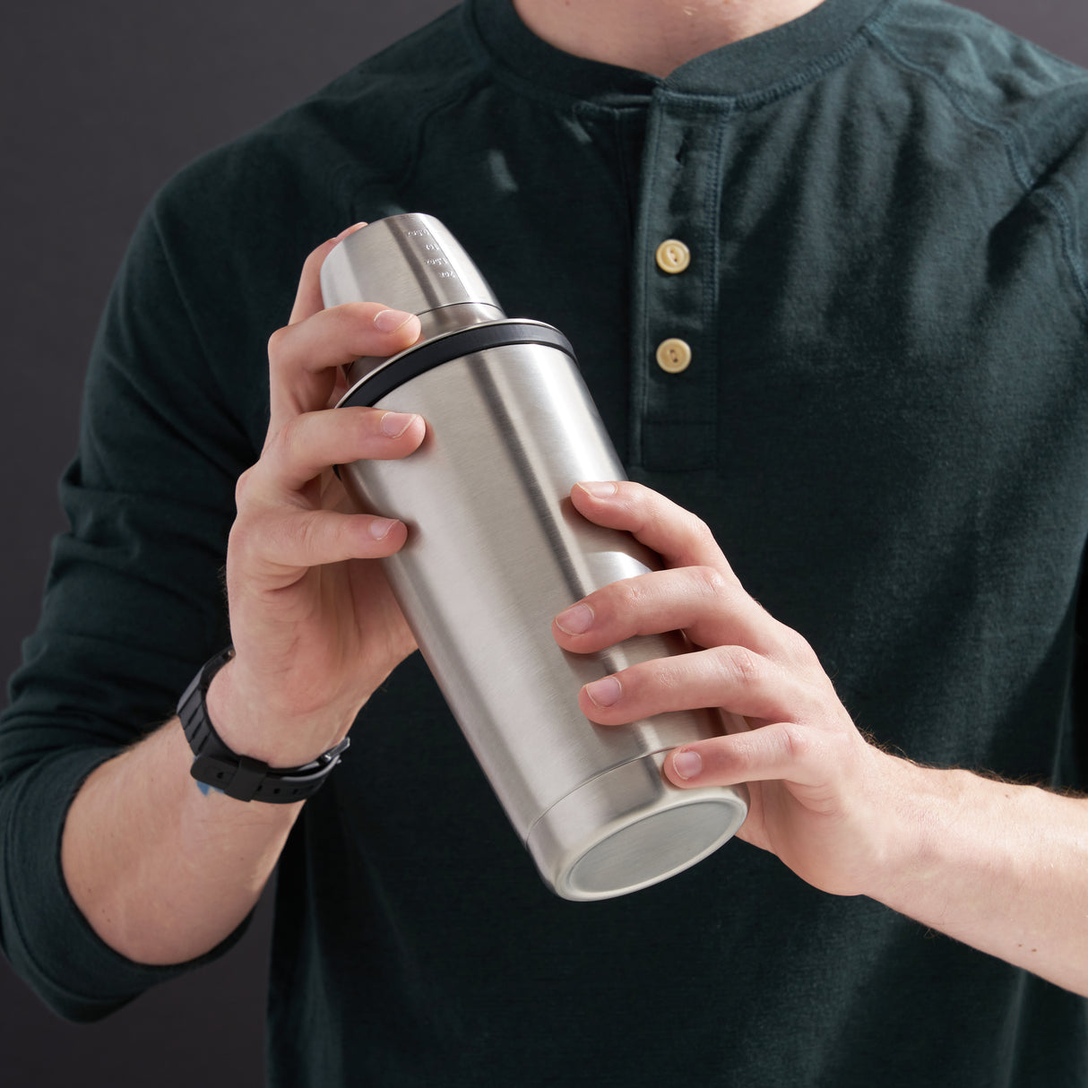 Alchemi Vacuum Insulated Cocktail Shaker in Stainless Steel