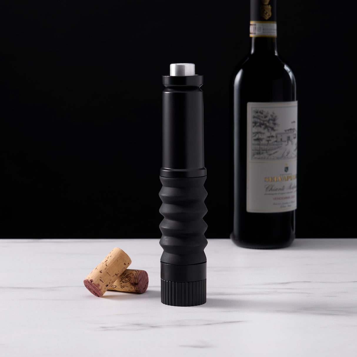 Alchemi CO2 Cork Remover in Black