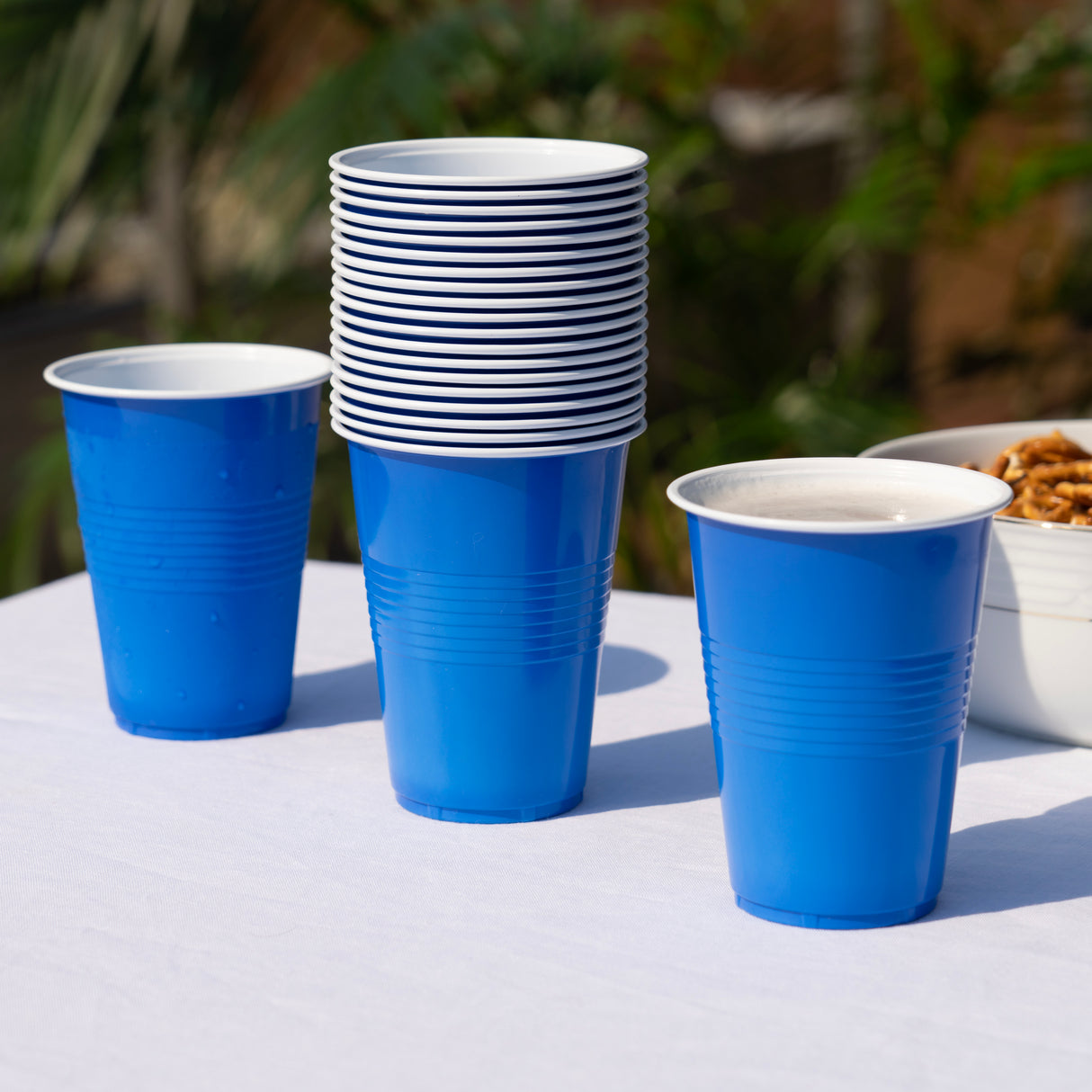 Party 16 oz Plastic Cups in Black, 50ct