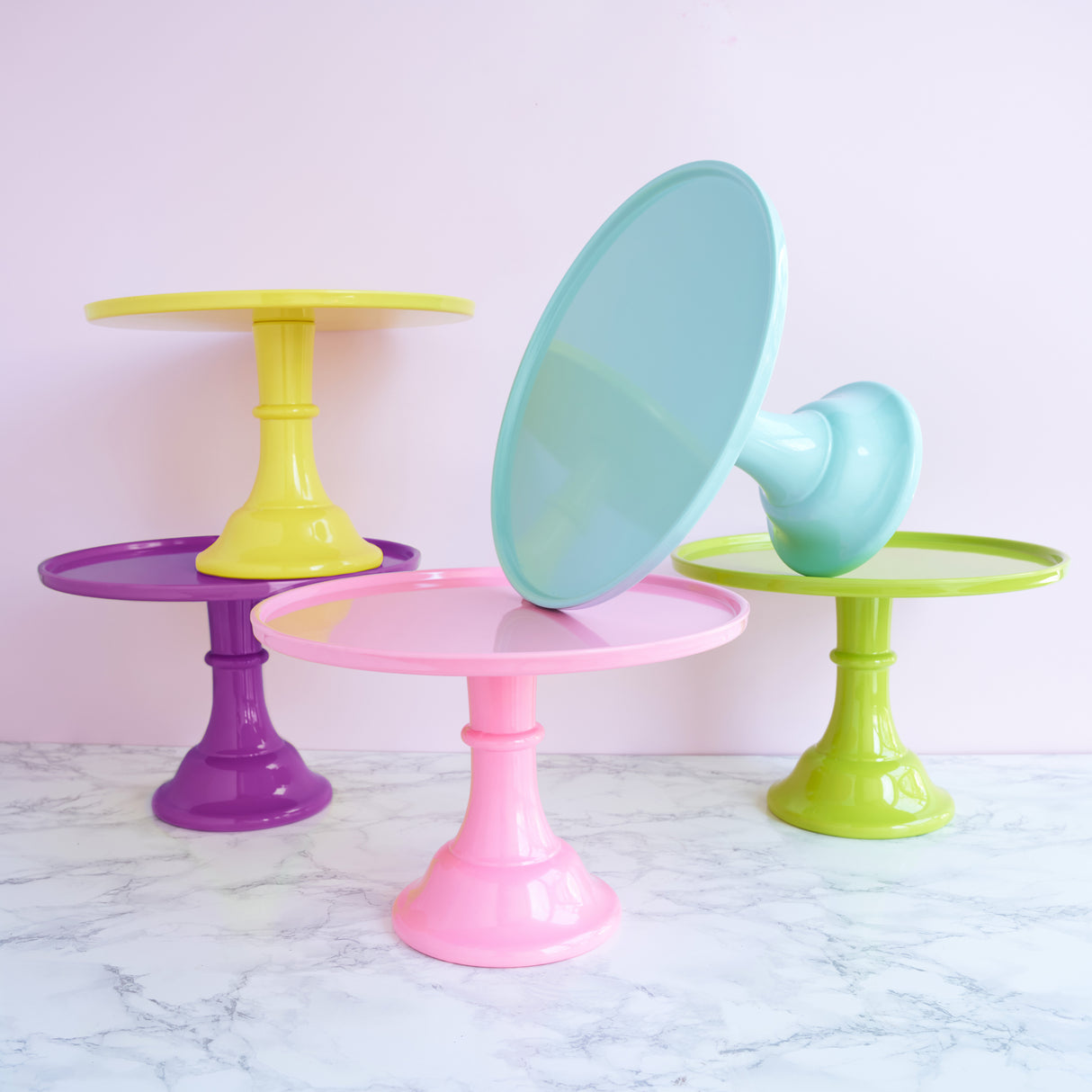 Melamine Cake Stand in Pink