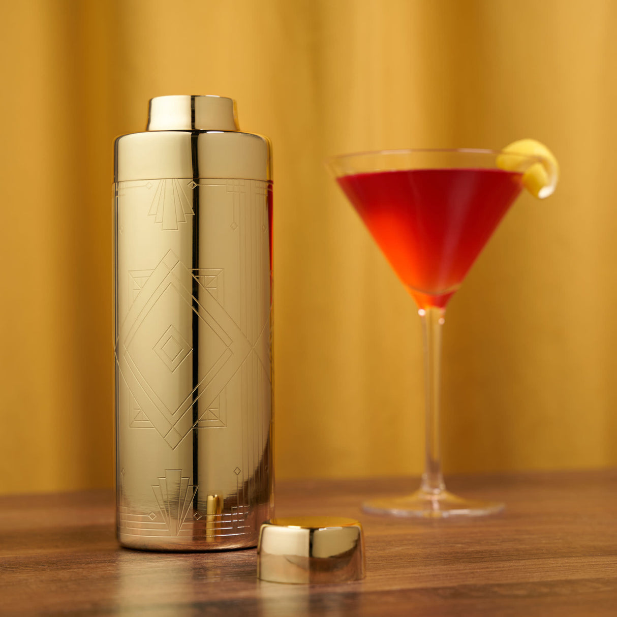 Art Deco Cocktail Shaker in Gold