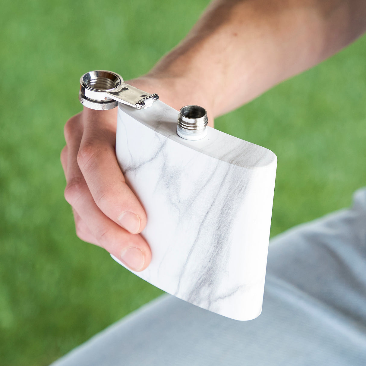 Trueflask 6 oz Stainless Steel Flask in Marble