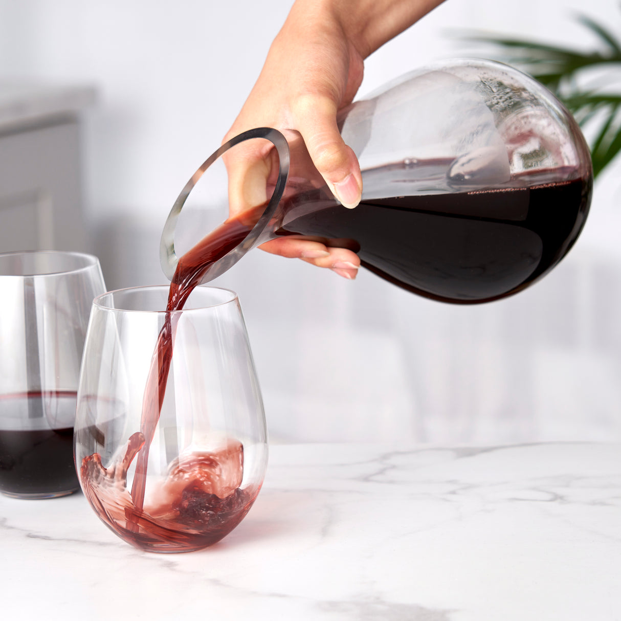 Centerpiece Modern Tabletop Wine Decanter