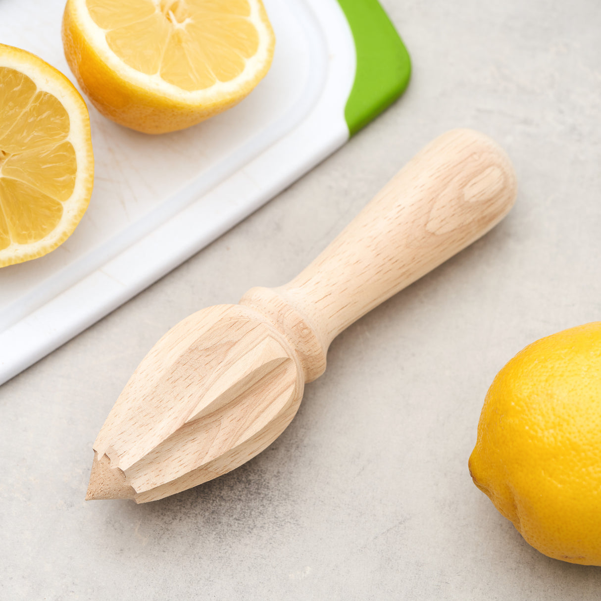 Juice Natural Wood Reamer