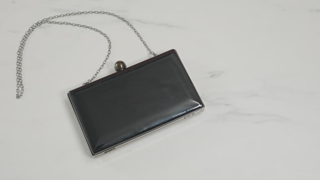V.I.P. Incognito Clutch 3 oz Flask in Black