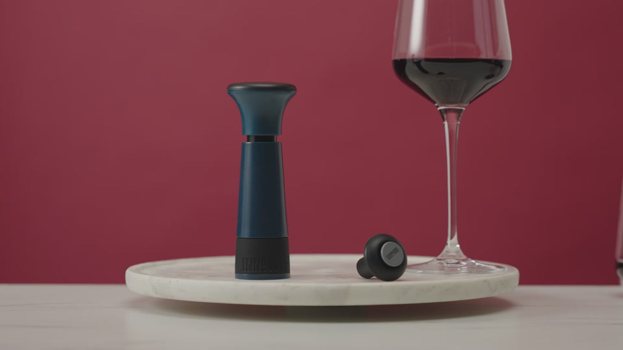 Vacuum Pump Wine Saver in Deep Teal