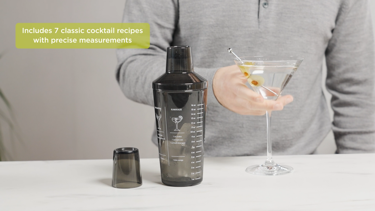 Recipe Plastic Cocktail Shaker in Smoke