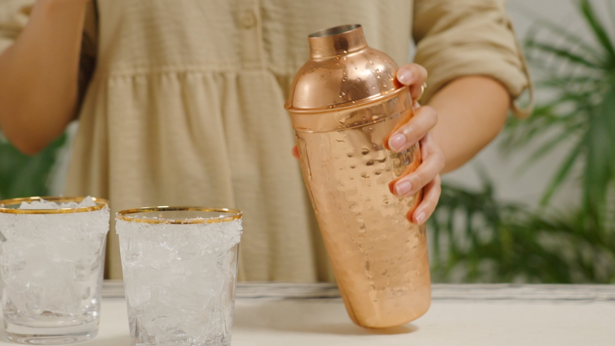 Hammered Cocktail Shaker in Copper