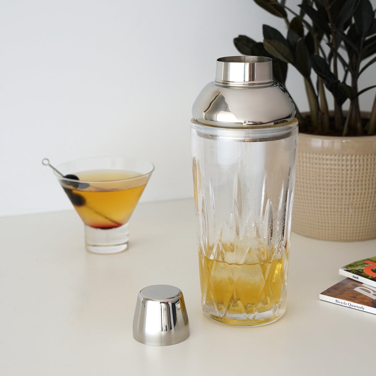 Admiral Crystal Cocktail Shaker in Stainless Steel