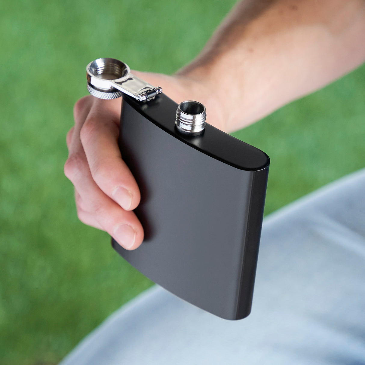 Trueflask 6 oz Stainless Steel Flask in Matte Black