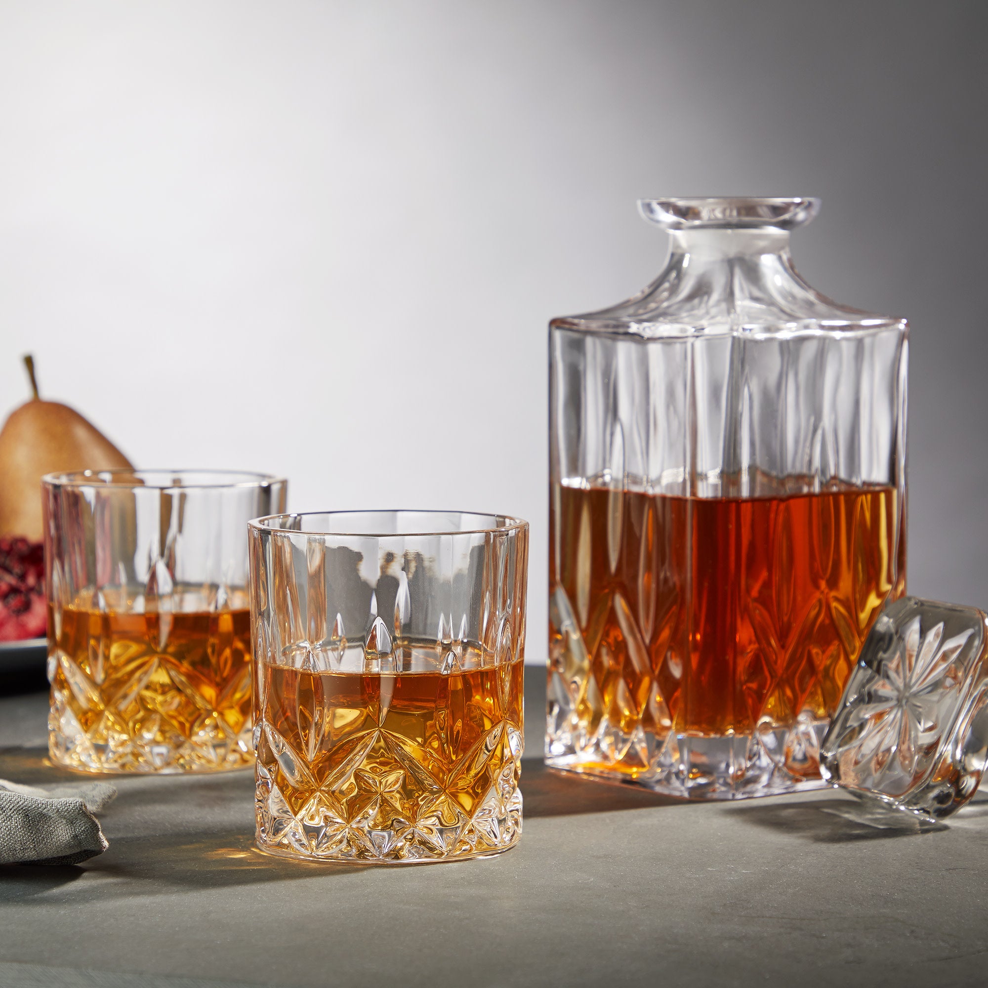 Viski Admiral Decanter and Tumbler Set - Thumbnail 3
